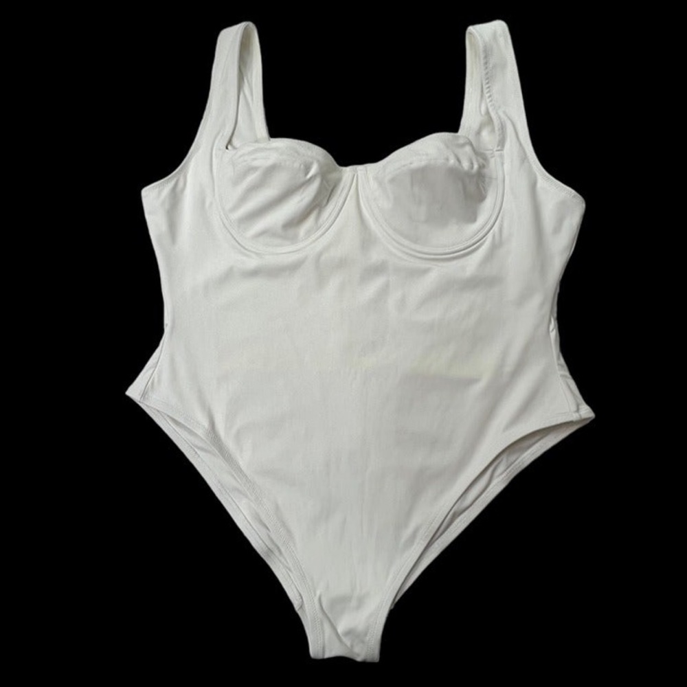 Skims Swimsuit 4XL